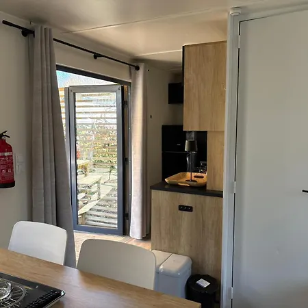Mobil-home Confort Climatise 6p Mayotte Acces Direct De Biscarosse * Biscarrosse